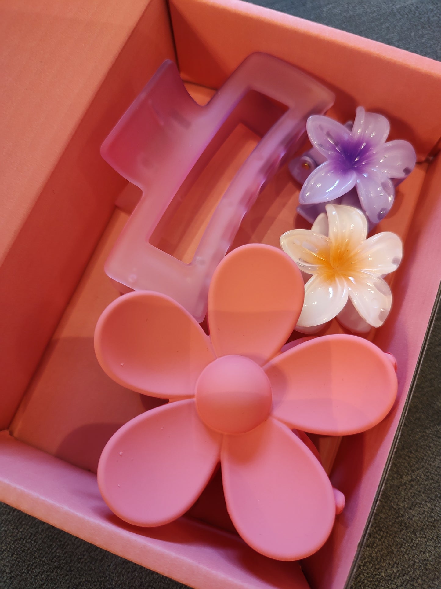 Mystery Claw Clip Boxes